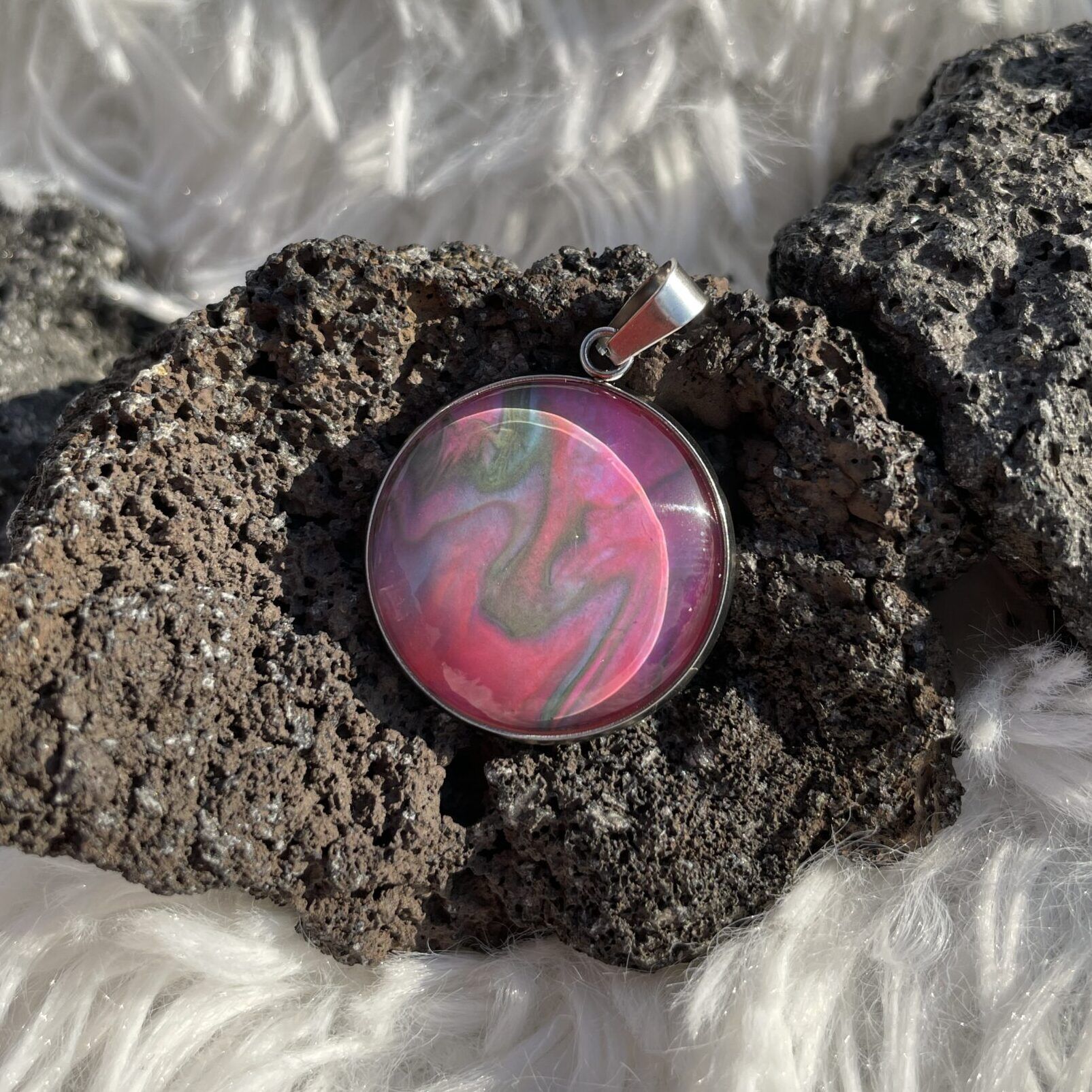 collar pink galaxy